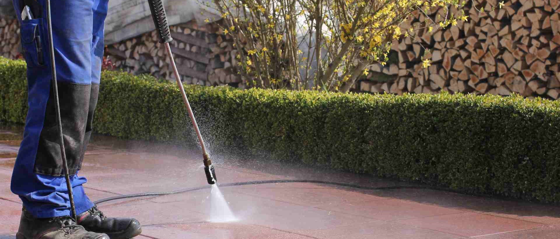 garden maintenance KT15